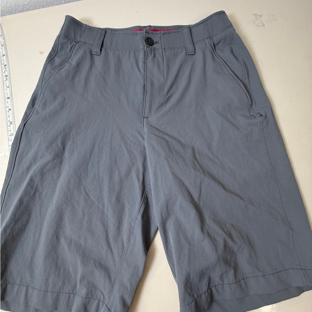 Under Armour Men's Gray Flat Front Shorts